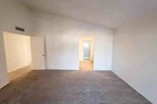 11820 N 66th Dr, Glendale, AZ 85304 - Photo 4