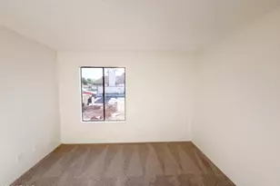 11820 N 66th Dr, Glendale, AZ 85304 - Photo 14
