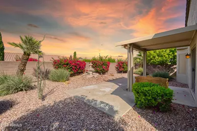 15842 W Lahlum Lane, Surprise, AZ 85374 - Photo 10