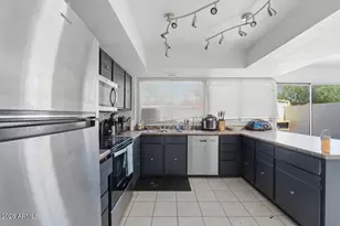 7825 N 49th Ave, Glendale, AZ 85301 - Photo 2