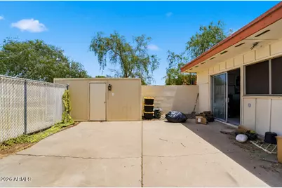 7825 N 49th Avenue, Glendale, AZ 85301 - Photo 18