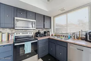 7825 N 49th Ave, Glendale, AZ 85301 - Photo 6