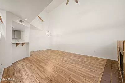 15447 N 1st Place, Phoenix, AZ 85022 - Photo 8