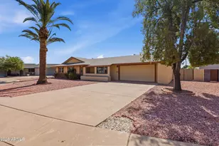 10847 N 108th Dr, Sun City, AZ 85351 - Photo 1