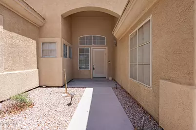 9820 E Nopal Avenue, Mesa, AZ 85209 - Photo 4