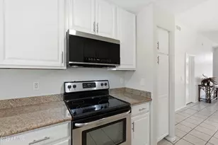 13858 N 91st Dr, Peoria, AZ 85381 - Photo 12
