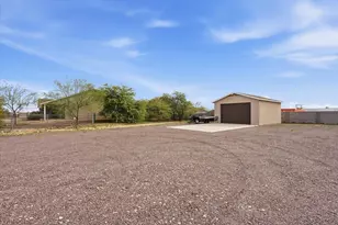 20305 W Peak View Rd, Wittmann, AZ 85361 - Photo 32