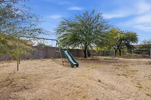 20305 W Peak View Rd, Wittmann, AZ 85361 - Photo 30