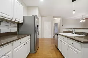 17636 W Maui Ln, Surprise, AZ 85388 - Photo 6
