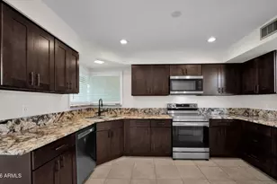 8434 E San Bernardo Dr, Scottsdale, AZ 85258 - Photo 6