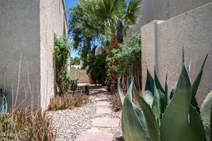 8434 E San Bernardo Dr, Scottsdale, AZ 85258 - Photo 22