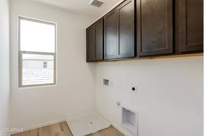 15675 W Mercer Lane, Surprise, AZ 85379 - Photo 40