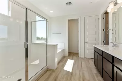 15675 W Mercer Lane, Surprise, AZ 85379 - Photo 32