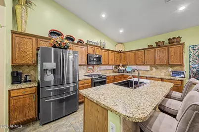 46154 W Keller Drive, Maricopa, AZ 85139 - Photo 16