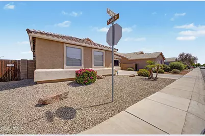 46154 W Keller Drive, Maricopa, AZ 85139 - Photo 2