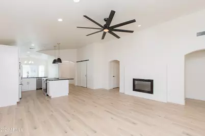 23554 N 73rd Place, Scottsdale, AZ 85255 - Photo 2