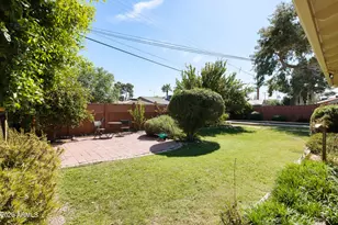 8453 E Rancho Vista Dr, Scottsdale, AZ 85251 - Photo 18