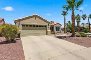 16202 W Tapatio Dr, Surprise, AZ 85374 - Photo 2