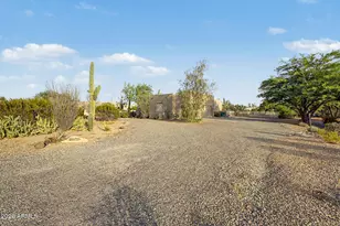 1723 E Dolores Rd, Phoenix, AZ 85086 - Photo 58