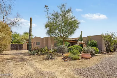 1723 E Dolores Road, Phoenix, AZ 85086 - Photo 2
