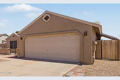 4407 W Yorkshire Drive, Glendale, AZ 85308 - Photo 4