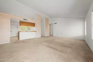 4407 W Yorkshire Dr, Glendale, AZ 85308 - Photo 10