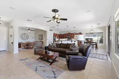 6781 S Rachael Way, Gilbert, AZ 85298 - Photo 8
