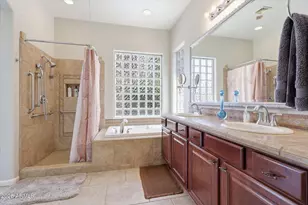 6781 S Rachael Way, Gilbert, AZ 85298 - Photo 34