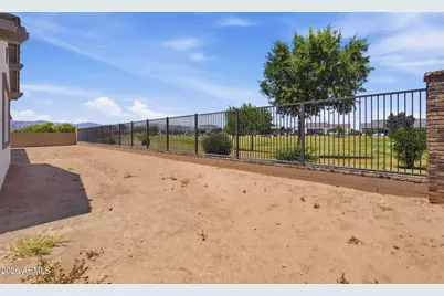 11103 N Julian Street, Surprise, AZ 85388 - Photo 10