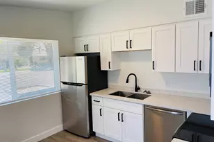 6233 N 13th Pl, Phoenix, AZ 85014 - Photo 8