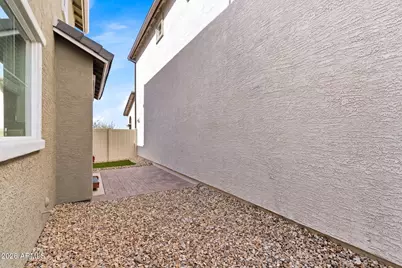 24753 N 164th Drive, Surprise, AZ 85387 - Photo 14
