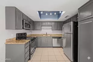 8430 N Central Ave, Phoenix, AZ 85020 - Photo 1