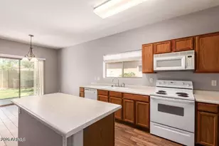 3564 E Santa Fe Ln, Gilbert, AZ 85297 - Photo 10