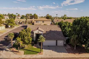 897 W Ebony Dr, Chandler, AZ 85248 - Photo 2