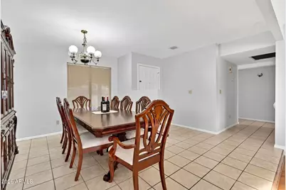 5834 W Mescal Street, Glendale, AZ 85304 - Photo 8