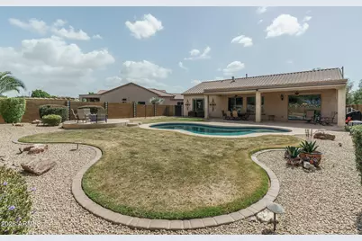 8230 N 180th Drive, Waddell, AZ 85355 - Photo 24
