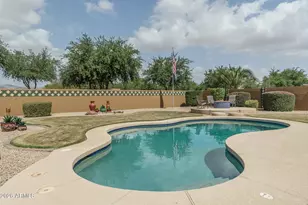 8230 N 180th Dr, Waddell, AZ 85355 - Photo 36