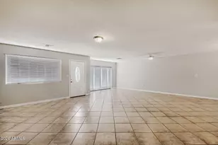 13408 N 33rd Ave, Phoenix, AZ 85029 - Photo 8
