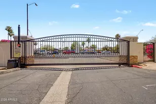 2992 N Miller Rd, Scottsdale, AZ 85251 - Photo 34