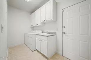 2992 N Miller Rd, Scottsdale, AZ 85251 - Photo 22