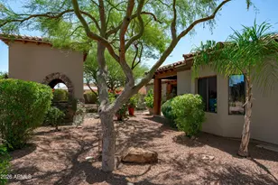 1823 W Maddock Rd, Phoenix, AZ 85086 - Photo 10