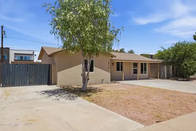 1818 E Monterey Way, Phoenix, AZ 85016 - Photo 2