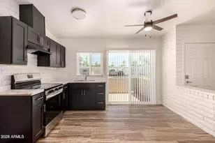 5946 W Rose Ln, Glendale, AZ 85301 - Photo 6