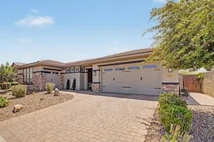 7701 S Barlow Dr, Gilbert, AZ 85298 - Photo 4