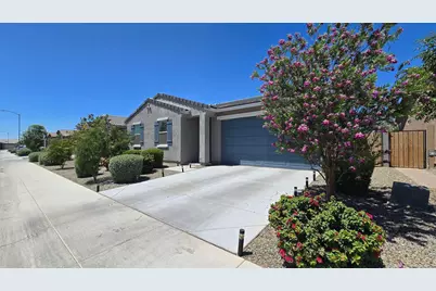 8820 W Agora Lane, Tolleson, AZ 85353 - Photo 1