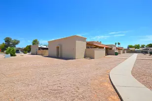 785 N Arrowhead Dr, Chandler, AZ 85224 - Photo 2