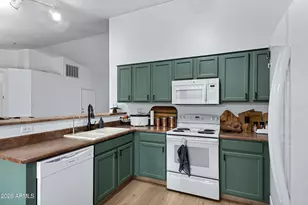 4387 E Meadow W Ln, San Tan Valley, AZ 85140 - Photo 12