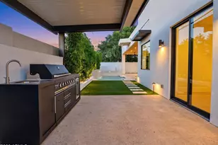 8436 E Rosewood Ln, Scottsdale, AZ 85251 - Photo 8