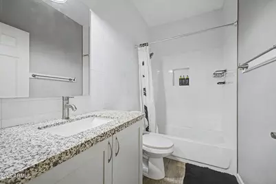 524 W Harwell Road, Phoenix, AZ 85041 - Photo 20