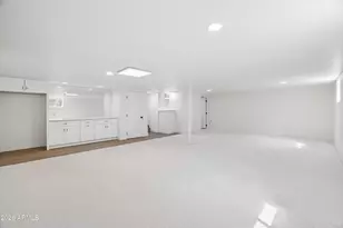 8737 E Valley Vista Dr, Scottsdale, AZ 85250 - Photo 28
